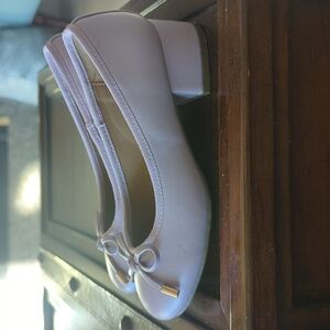 Girls Aerosoles heels, size 1, purple